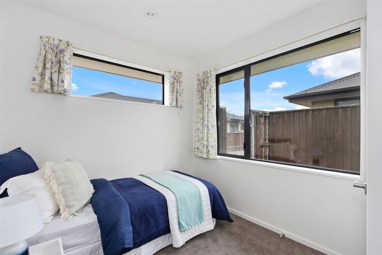 Photo of property in 8 Cris Lodge Courts, Hornby, Christchurch, 8042