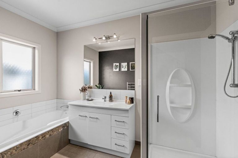 Photo of property in 7 Karoola Place, Havelock North, 4130