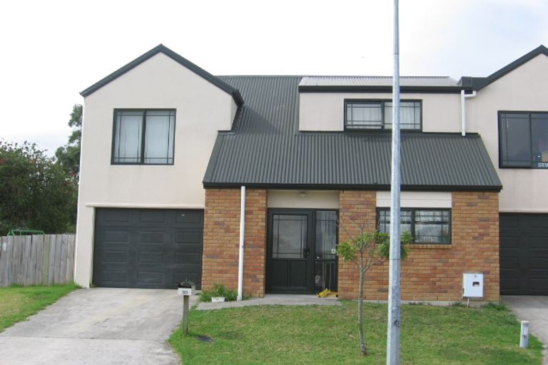 Photo of property in 30 Laura Street, Kelston, Auckland, 0602