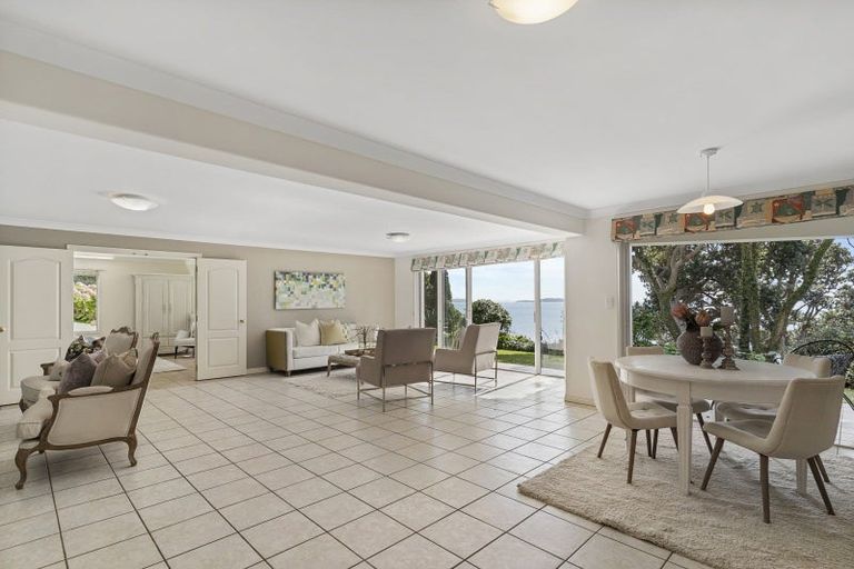 Photo of property in 155 Mellons Bay Road, Mellons Bay, Auckland, 2014