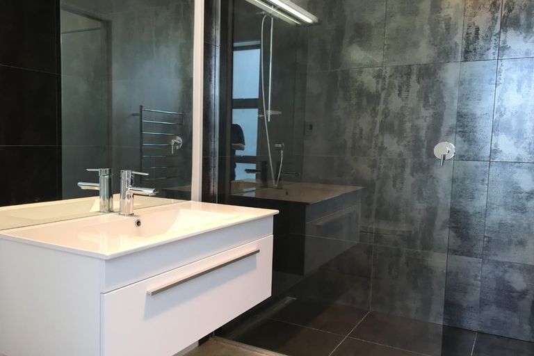 Photo of property in 22 Kelly Street, Inglewood, 4330