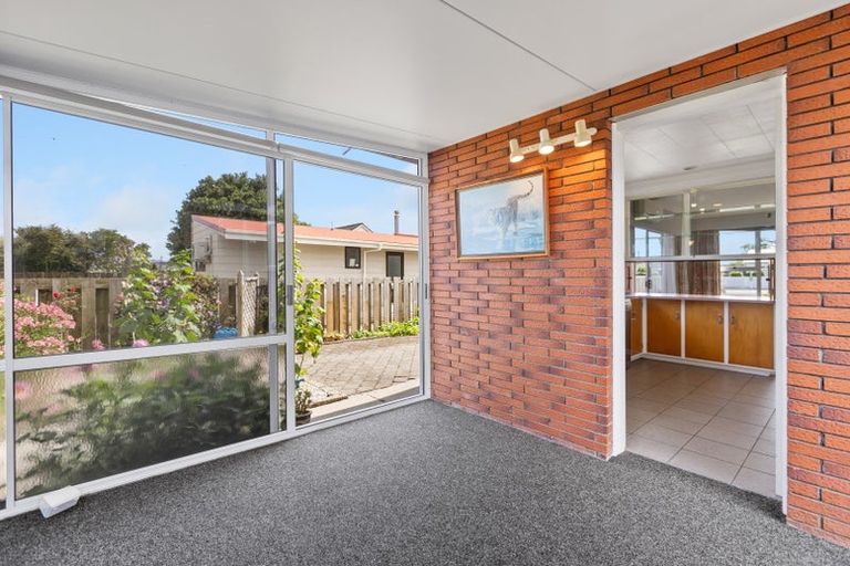 Photo of property in 1/214 Coronation Avenue, Welbourn, New Plymouth, 4310