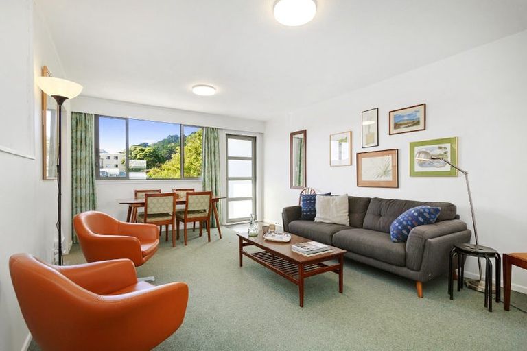 Photo of property in 9/4 Derby Street, Mount Victoria, Wellington, 6011