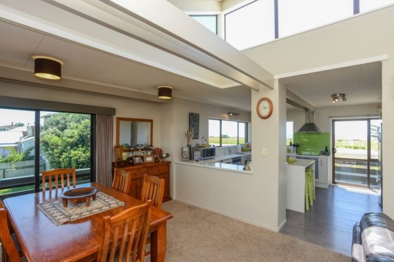 Photo of property in 260 Te Awa Avenue, Awatoto, Napier, 4110