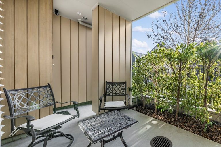 Photo of property in 11/2 Warrant Officer Lane, Hobsonville, Auckland, 0616