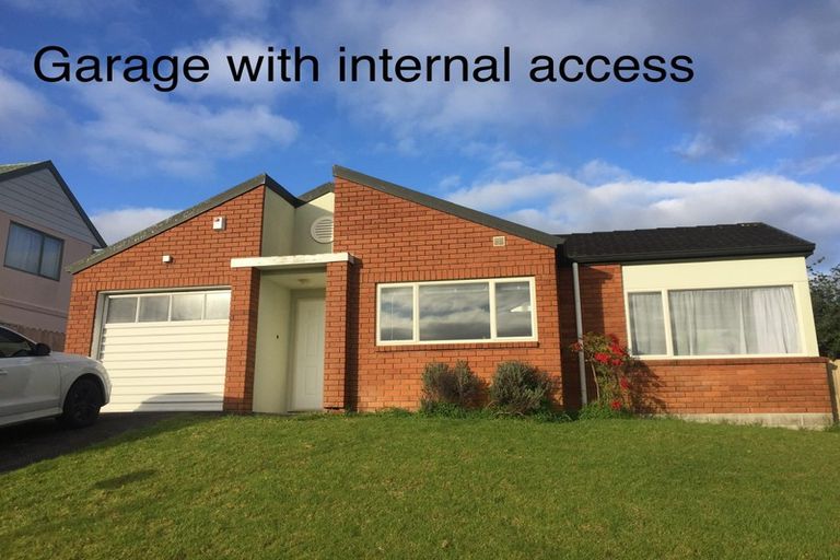 Photo of property in 6 Blueridge Close, Sunnyvale, Auckland, 0612