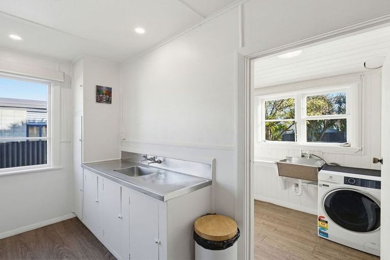 Photo of property in 168 Aorangi Road, Bryndwr, Christchurch, 8053