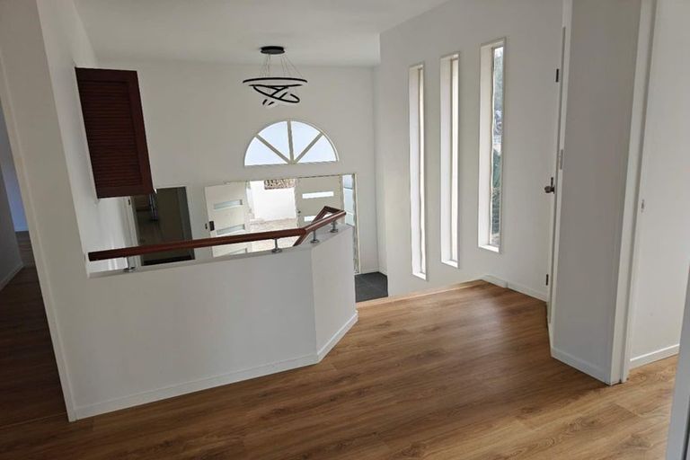 Photo of property in 42 Sharon Road, Waiake, Auckland, 0630