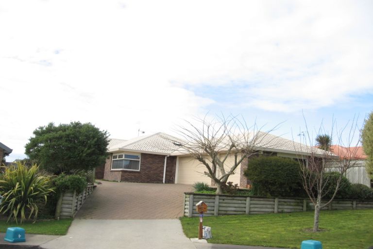 Photo of property in 2 Melfort Place, Nawton, Hamilton, 3200