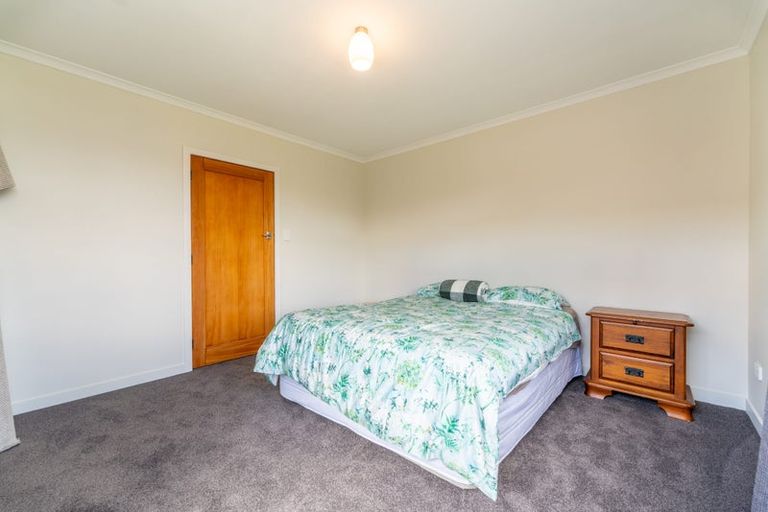 Photo of property in 35 Avenue Road, West End, Timaru, 7910