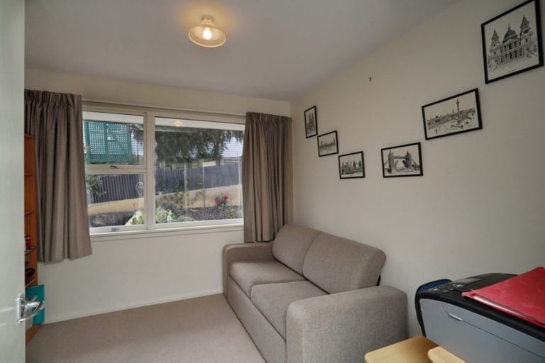 Photo of property in 5 Cornwall Road, Lyttelton, 8082