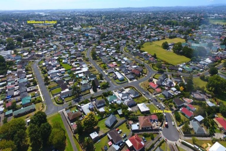 Photo of property in 5 Celia Place, Mangere East, Auckland, 2024