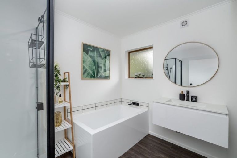 Photo of property in 117 East Street, Greytown, 5712