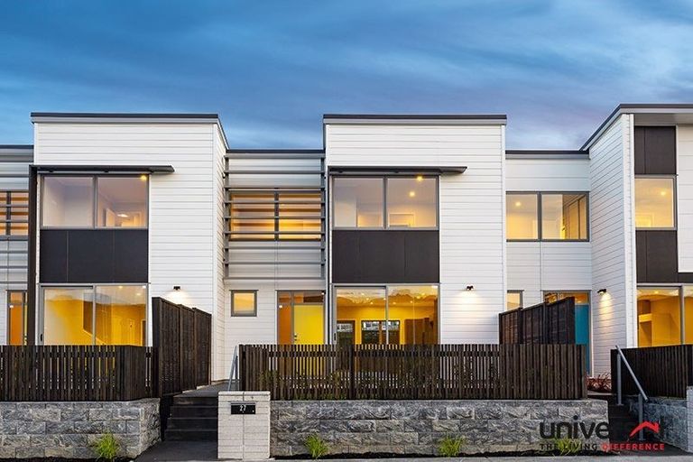 Photo of property in 127 Glenvar Ridge Road, Long Bay, Auckland, 0630