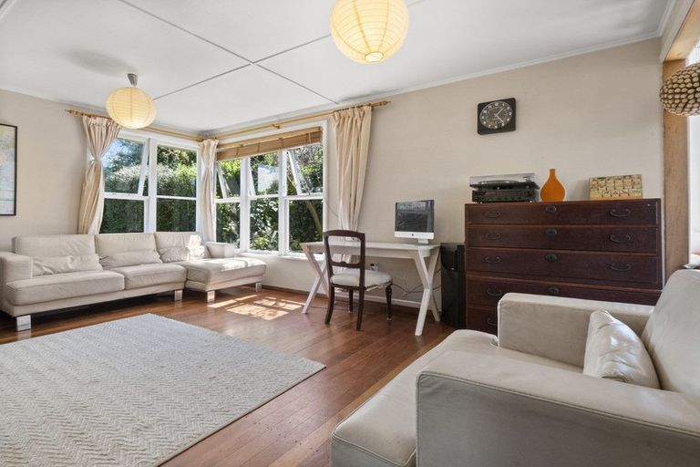 Photo of property in 21 Tasman Street, Havelock North, 4130