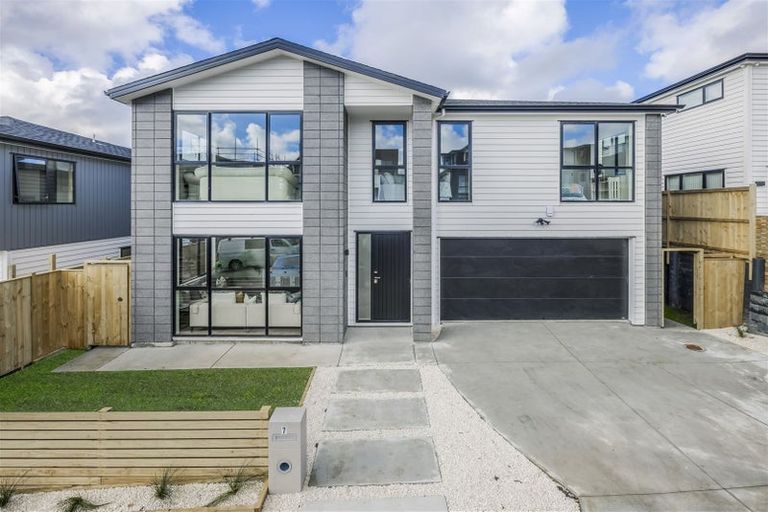 Photo of property in 7 Bendridge Street, Flat Bush, Auckland, 2019