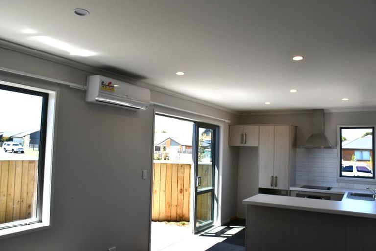 Photo of property in 1/37 North Ridge Drive, Rototuna North, Hamilton, 3210