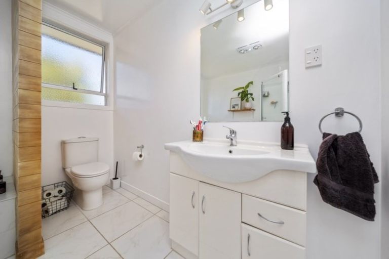 Photo of property in 6 Falstaff Street, Stratford, 4332