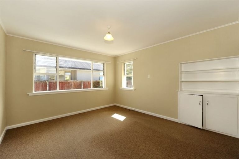 Photo of property in 39 Acacia Avenue, Upper Riccarton, Christchurch, 8041