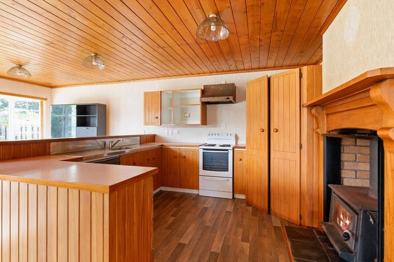 Photo of property in 18 Whakapaki Street, Urenui, 4375