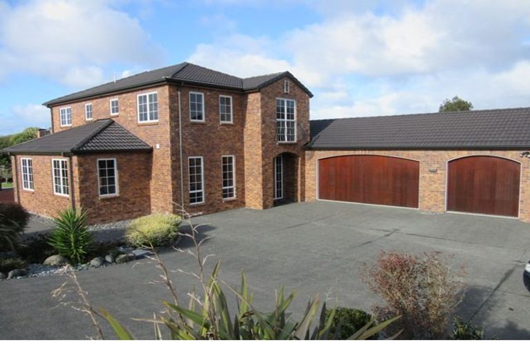 Photo of property in 32 Langford Place, Dairy Flat, Albany, 0792