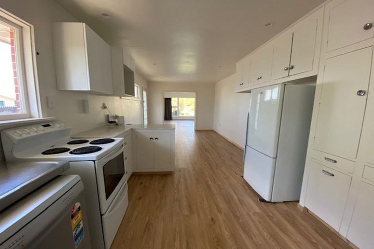 Photo of property in 70 Dunedin Street, Redwood, Christchurch, 8051