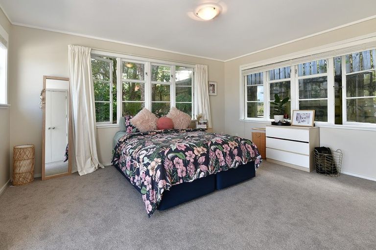 Photo of property in 25 Downer Street, Helensville, 0800
