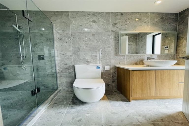 Photo of property in 111 Valderama Drive, Flat Bush, Auckland, 2019