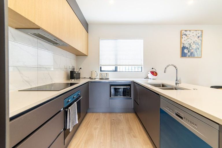 Photo of property in 2/20 Eban Avenue, Hillcrest, Auckland, 0627