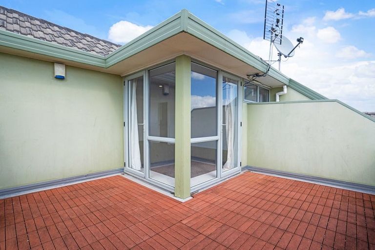 Photo of property in 755 Chapel Road, Dannemora, Auckland, 2016