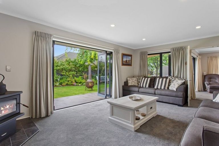 Photo of property in 17 Chamberlain Lane, Rangiora, 7400