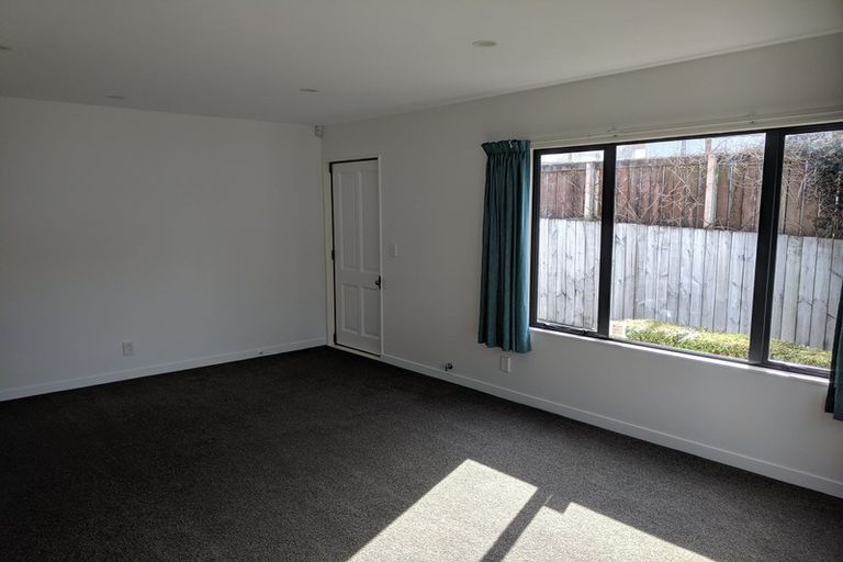 Photo of property in 1b Pollen Street, Johnsonville, Wellington, 6037
