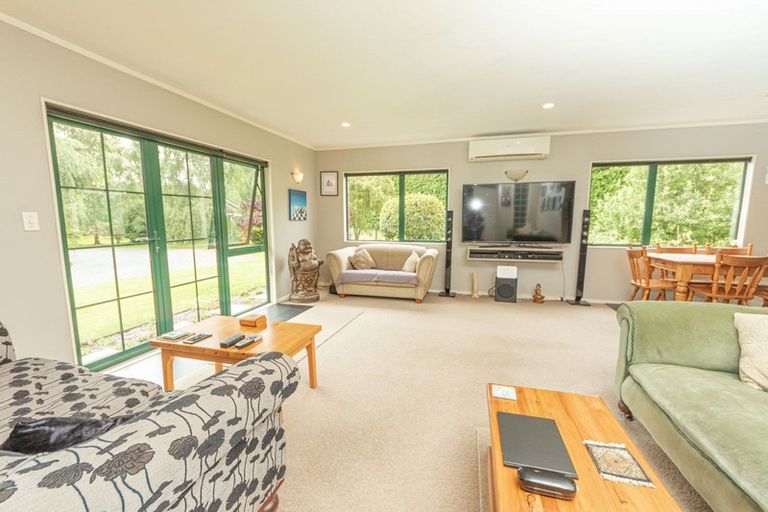 Photo of property in 495 Arapaepae Road, Ohau, Levin, 5570
