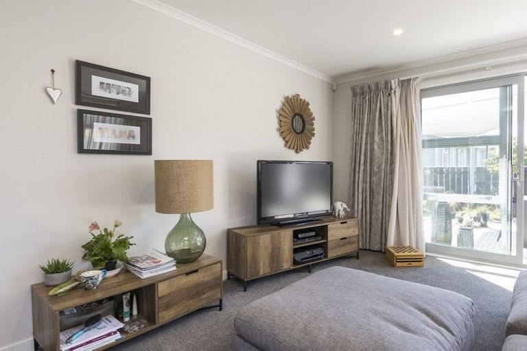 Photo of property in 65a Robinson Crescent, Westbrook, Palmerston North, 4412