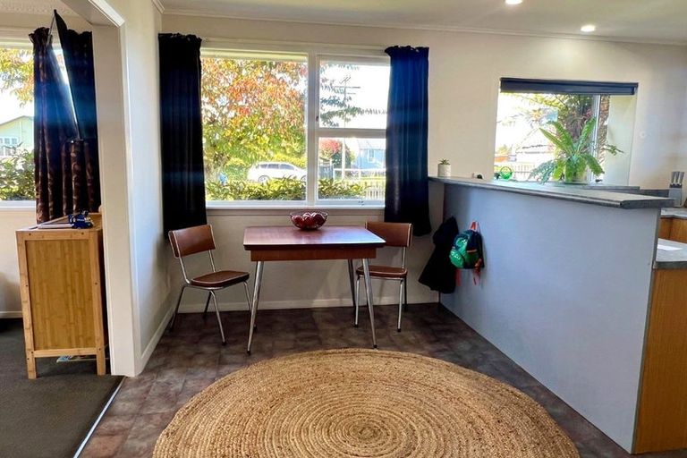 Photo of property in 35 Ormsby Street, Temuka, 7920
