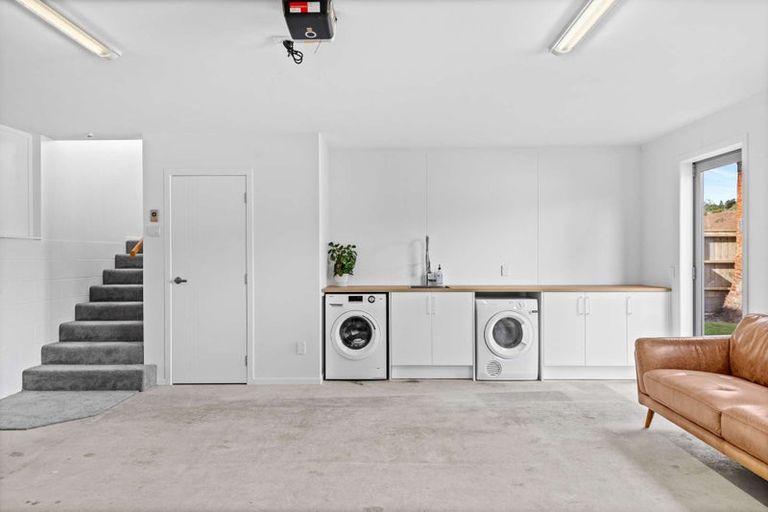 Photo of property in 13a Heta Road, Highlands Park, New Plymouth, 4312