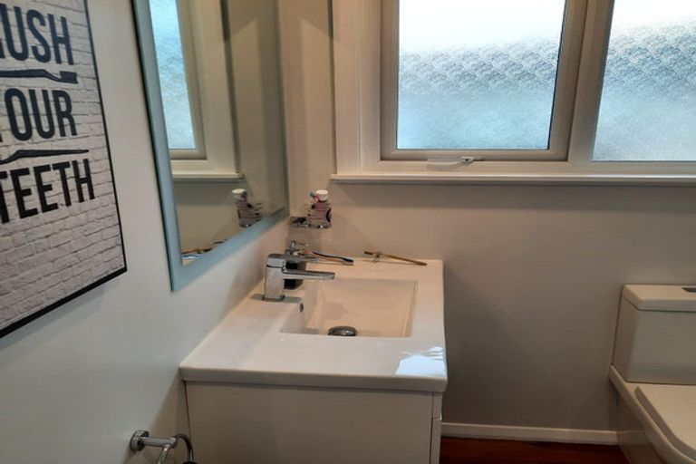 Photo of property in 21 Fisk Street, Naenae, Lower Hutt, 5011