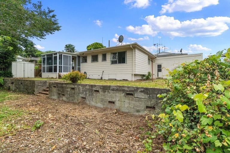 Photo of property in 15 Rothesay Place, Dinsdale, Hamilton, 3204