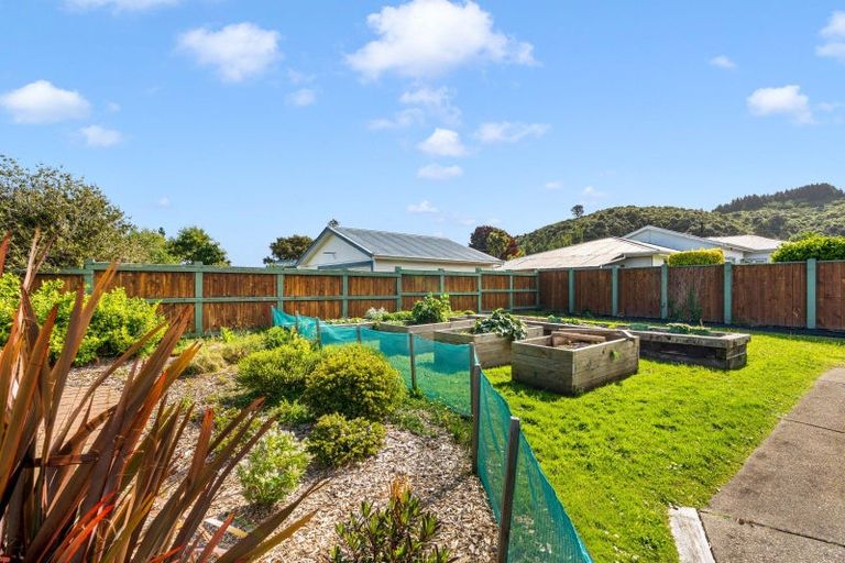 Photo of property in 5 Kenward Crescent, Featherston, 5710