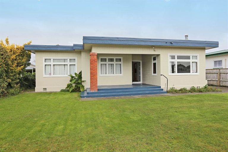 Photo of property in 810 Saint Aubyn Street West, Saint Leonards, Hastings, 4120