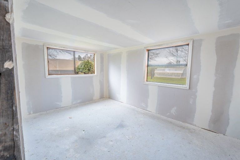 Photo of property in 9 Queen Street, Albury, Cave, 7984