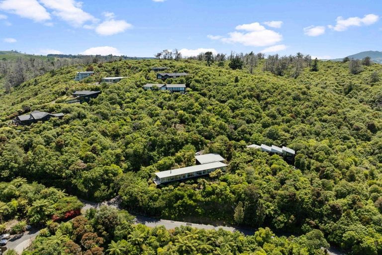 Photo of property in 43 Whakamoenga Point, Acacia Bay, Taupo, 3385