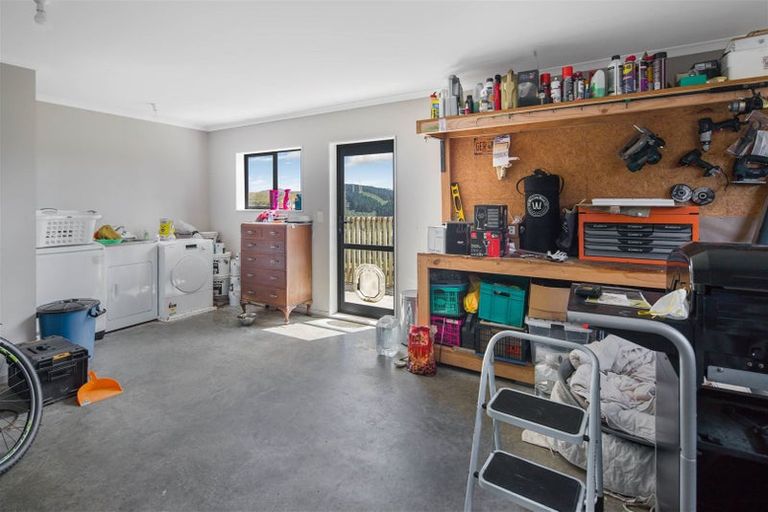 Photo of property in 185b Mark Avenue, Grenada Village, Wellington, 6037