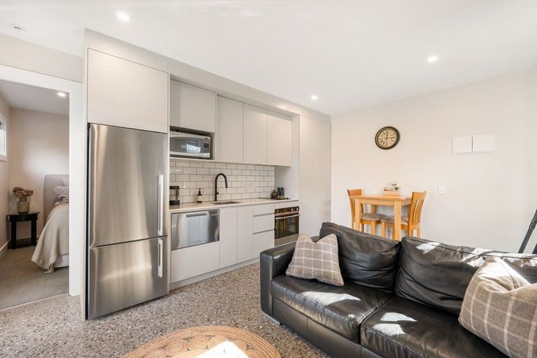 Photo of property in 2 Brodie Avenue, Arrowtown, 9302