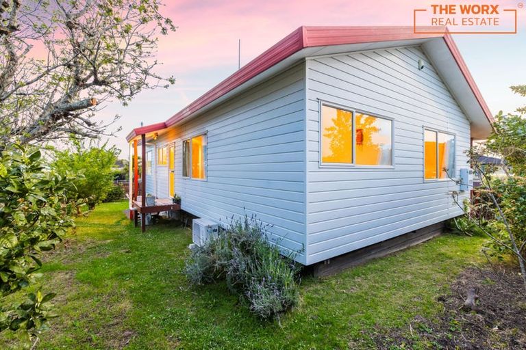 Photo of property in 35 Limond Street, Randwick Park, Auckland, 2105