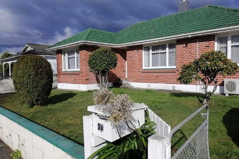 Photo of property in 2a Sutherland Avenue, Silverstream, Upper Hutt, 5019