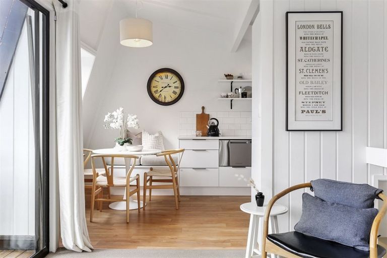 Photo of property in 3/6 Le Roy Terrace, Birkenhead, Auckland, 0626