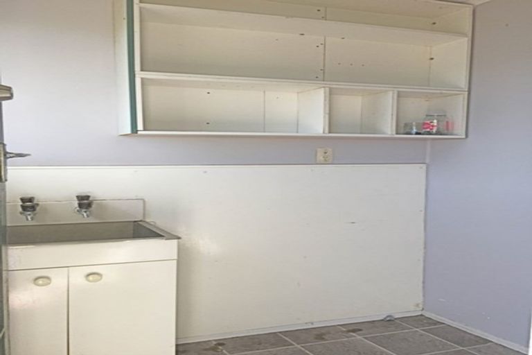 Photo of property in 94 Boundary Road, Clover Park, Auckland, 2019