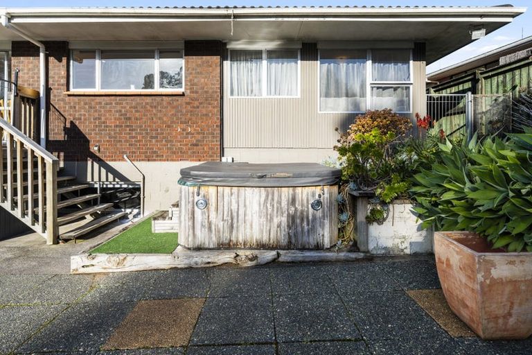 Photo of property in 19 Lochinver Road, Papatoetoe, Auckland, 2025