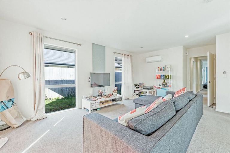 Photo of property in 9 The Runway, Wigram, Christchurch, 8042